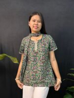 beautiful floral short kurti with Dupatta - Image 2